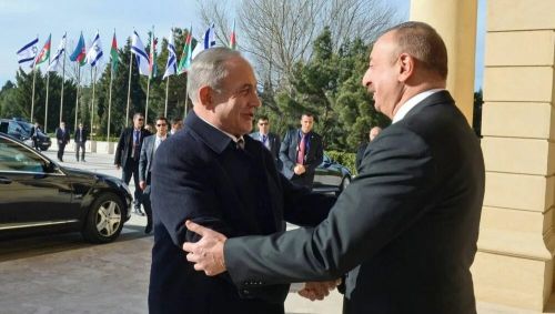 https://s6.iimage.su/s/02/th_gHUN6usxtGYf65CTeDK0sVHurPTThb8GGdz5cQkuf.jpg