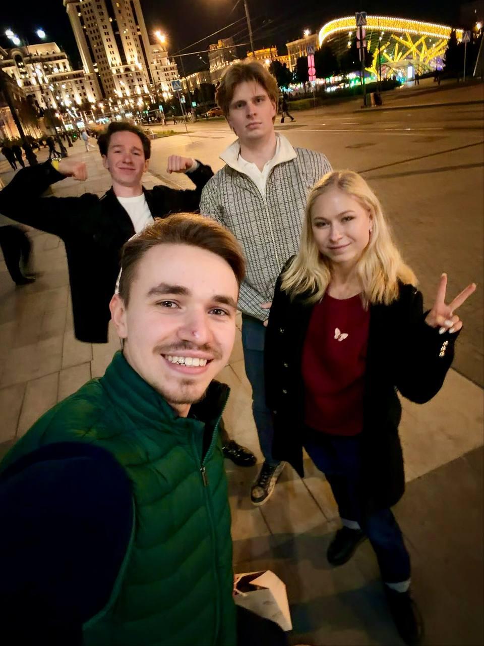 https://s6.iimage.su/s/13/gMkoTBixDdsGIRPI1KXk2ZSuA79YXr1et7l4cMz1B.jpg