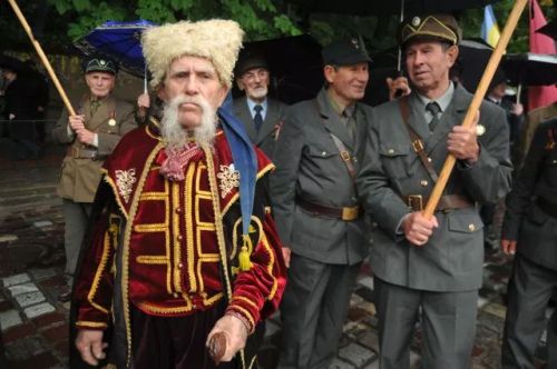 https://s6.iimage.su/s/16/th_gGNrzwSxudCRt55esSXLDFzJmOBYf4cSHeZOr0kM2.jpg