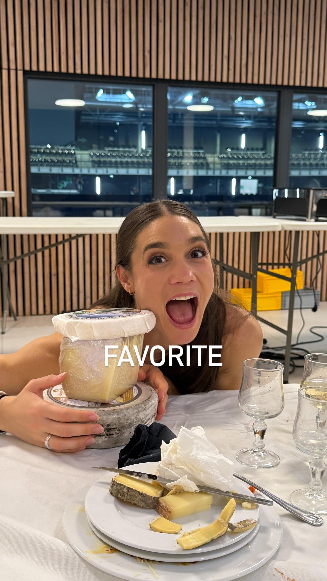 https://s6.iimage.su/s/18/grZXFh4xz1SPHvebgY2IOvtmHVzkr18POT8sSVz1L.jpg