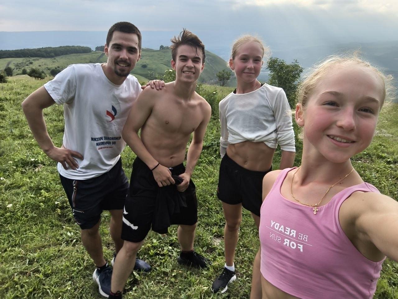 https://s6.iimage.su/s/30/uHRnohCx7s8k3CX7id43jnHOn28Njz3f5yoGhALyO.jpg